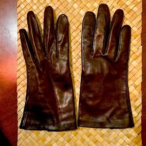 Fownes bros. Silk lined lamb skin leather gloves.